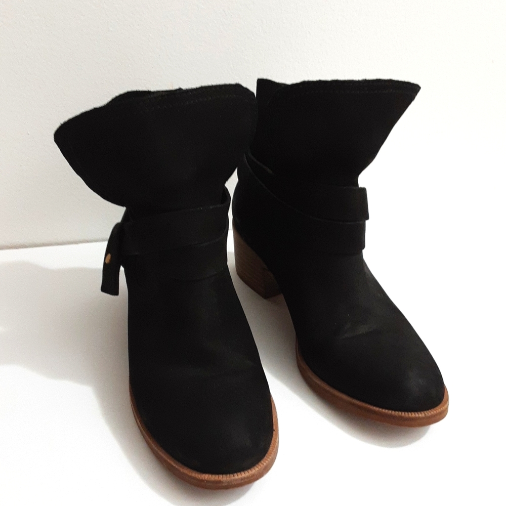 ❤❤❤UGG BOOTS WOMENS SIZE 6.5❤❤❤